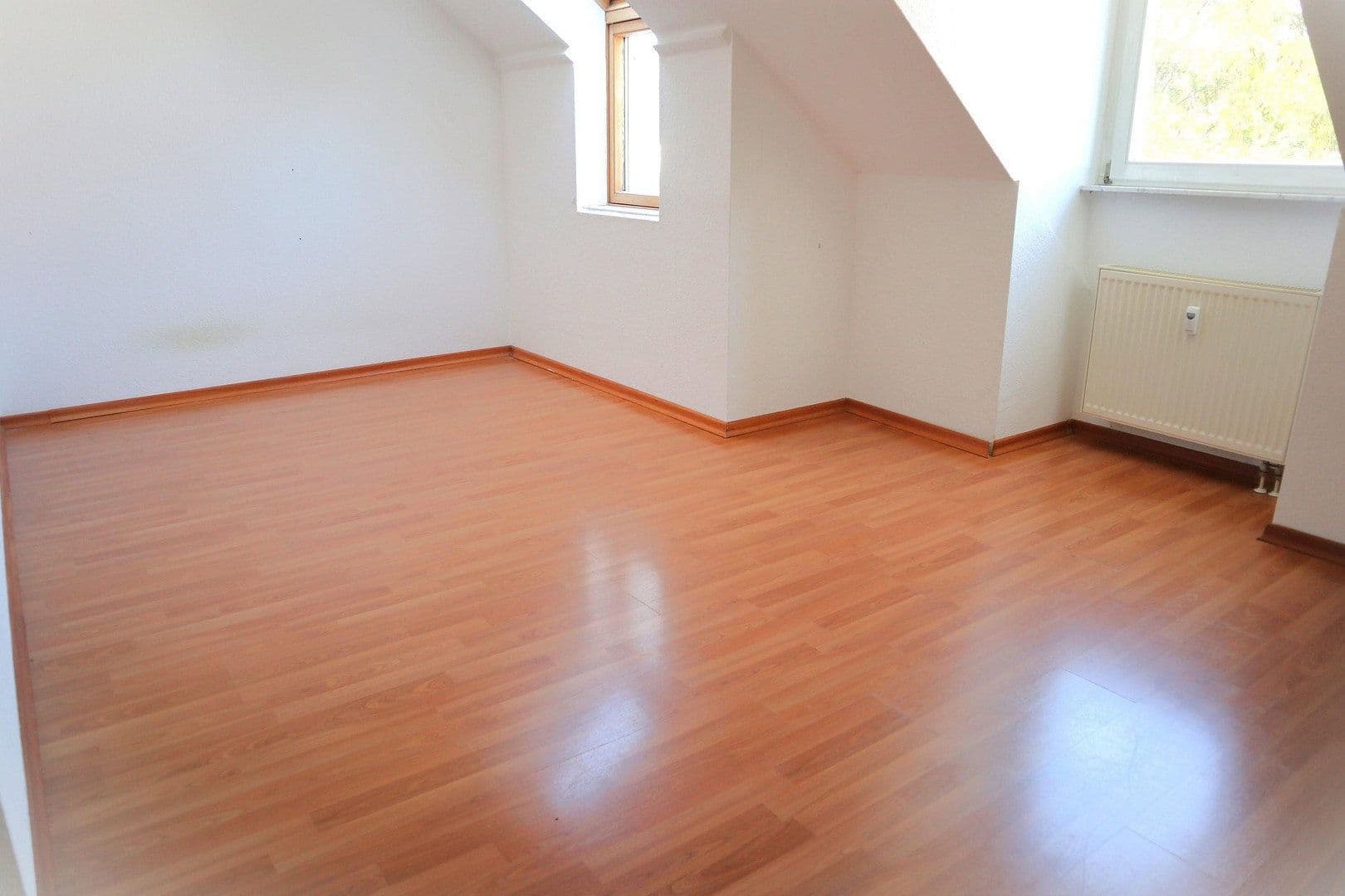Pronájem bytu 4+1 98 m², Mainz, Porýní-Falc Pronájem bytu 4+1 98 m², Mainz, Porýní-Falc