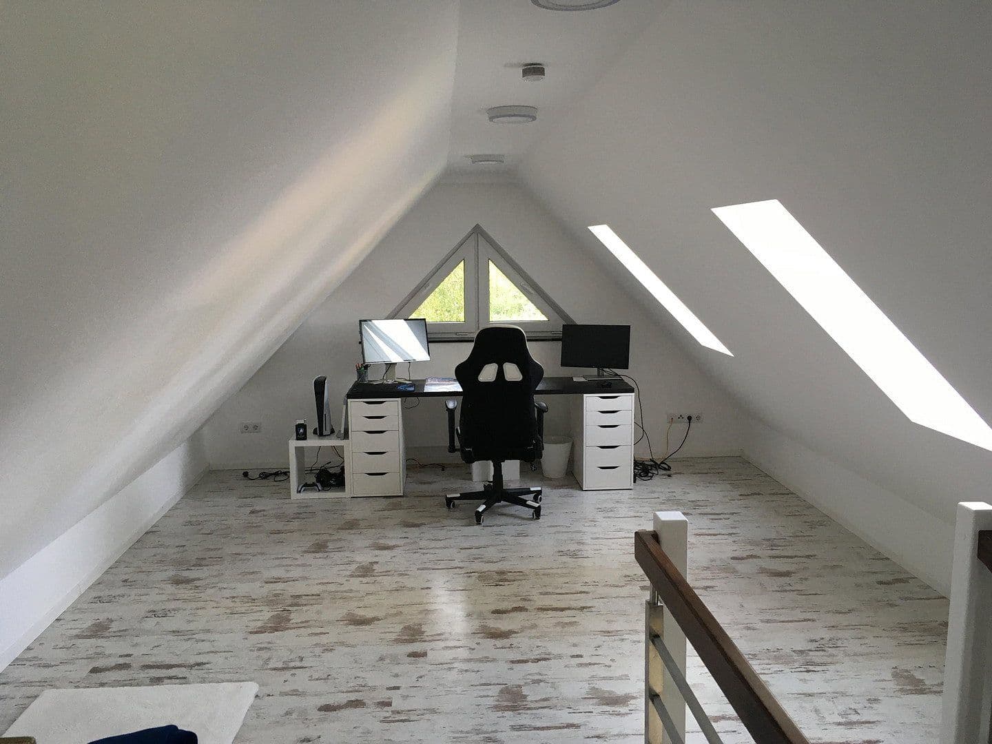 Prodej domu 160 m², pozemek 420 m², Berlin, Berlín Prodej domu 160 m², pozemek 420 m², Berlin, Berlín