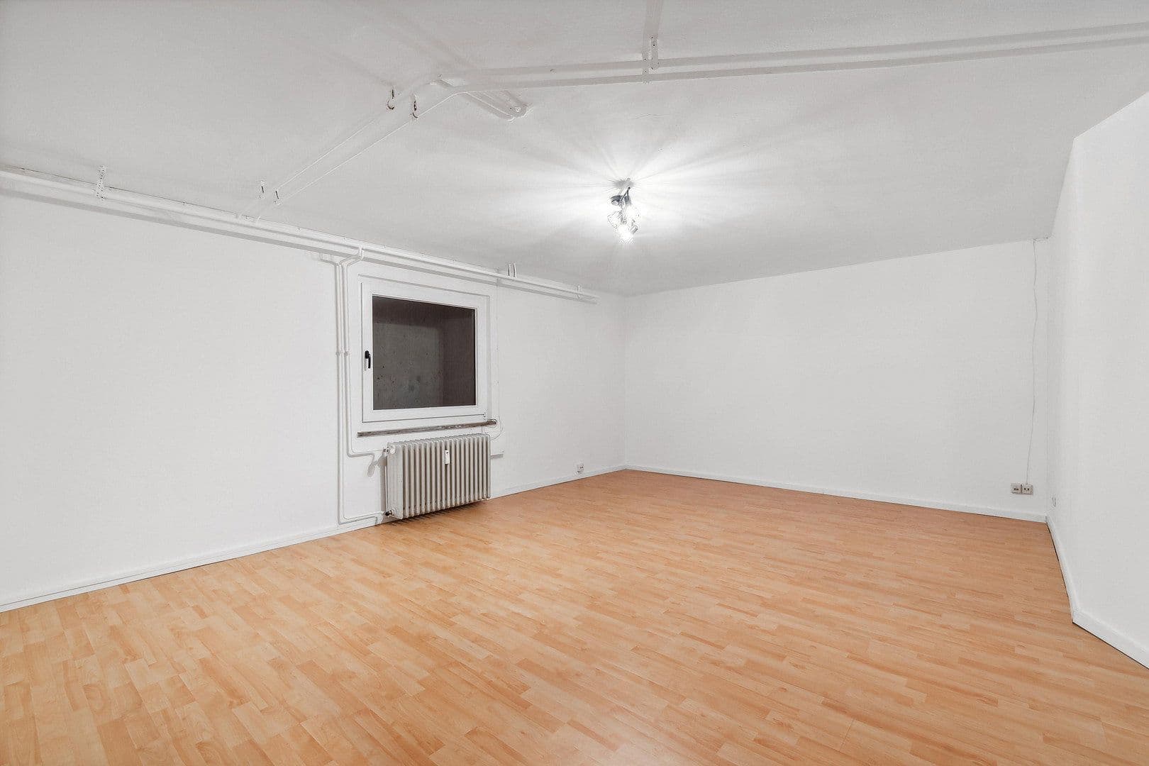 Prodej bytu 3+1 92 m², Falkentaler Weg 3a, Hamburg, Hamburg Prodej bytu 3+1 92 m², Falkentaler Weg 3a, Hamburg, Hamburg