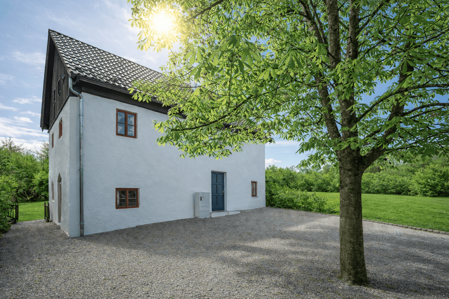 Prodej domu 130 m², pozemek 2.678 m², Manthalstr. 2, Berg, Bavorsko Prodej domu 130 m², pozemek 2.678 m², Manthalstr. 2, Berg, Bavorsko