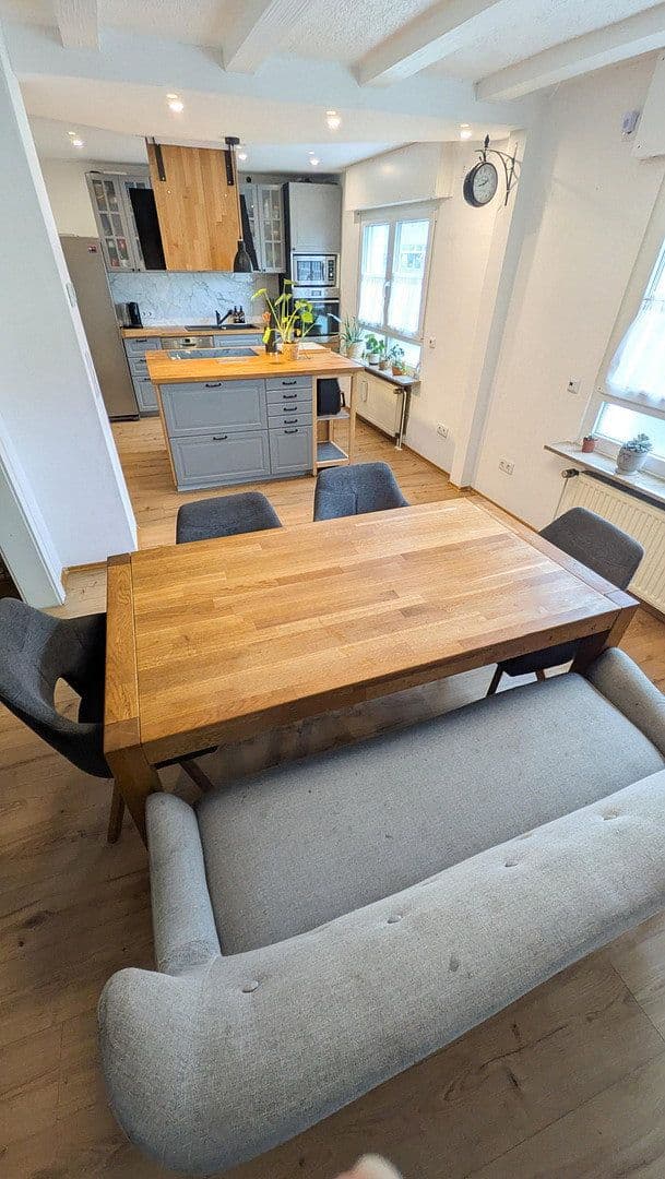 Prodej domu 144 m², pozemek 1.416 m², Hennef (Sieg), Severní Porýní-Vestfálsko Prodej domu 144 m², pozemek 1.416 m², Hennef (Sieg), Severní Porýní-Vestfálsko