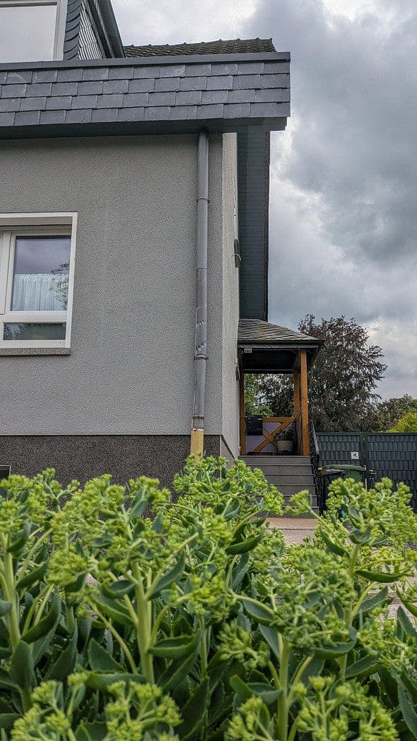 Prodej domu 144 m², pozemek 1.416 m², Hennef (Sieg), Severní Porýní-Vestfálsko Prodej domu 144 m², pozemek 1.416 m², Hennef (Sieg), Severní Porýní-Vestfálsko