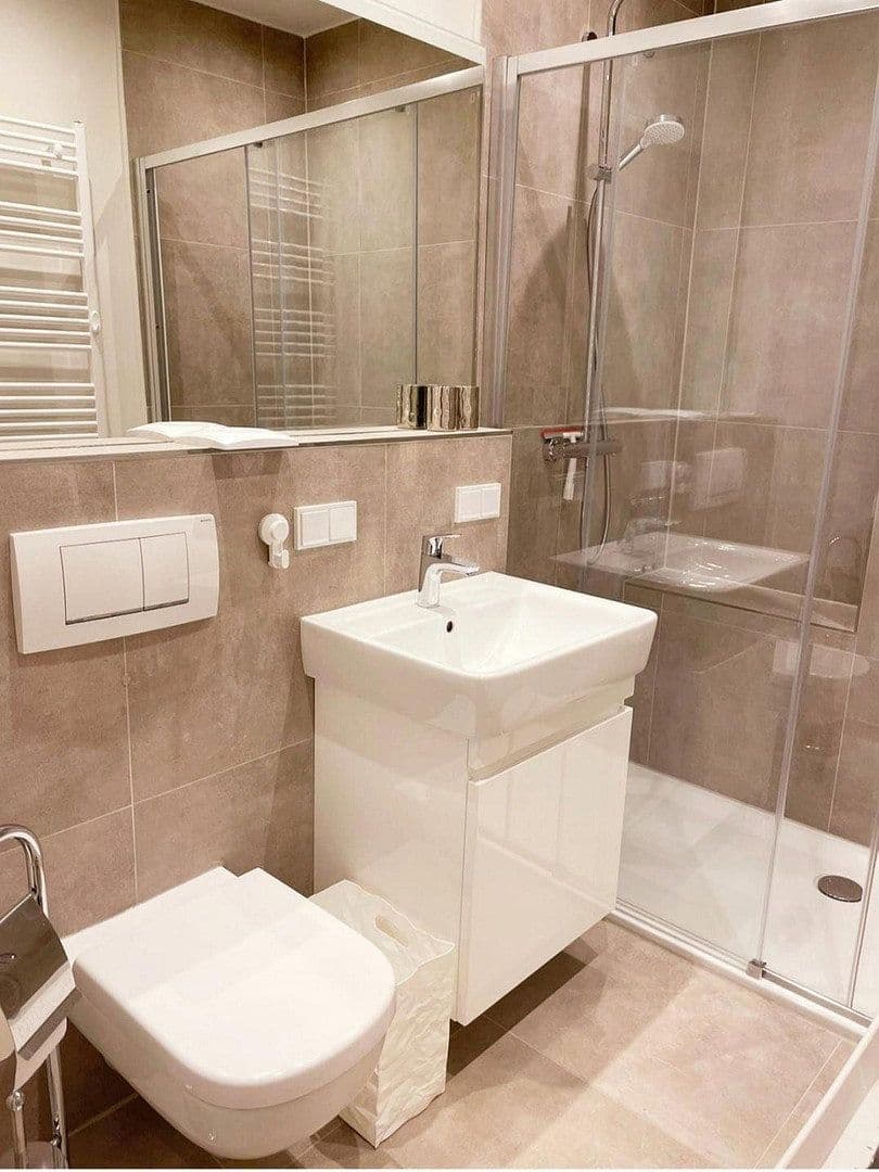 Pronájem bytu 3+1 76 m², Klugkiststrstraße 2G, Bremen, Bremen Pronájem bytu 3+1 76 m², Klugkiststrstraße 2G, Bremen, Bremen
