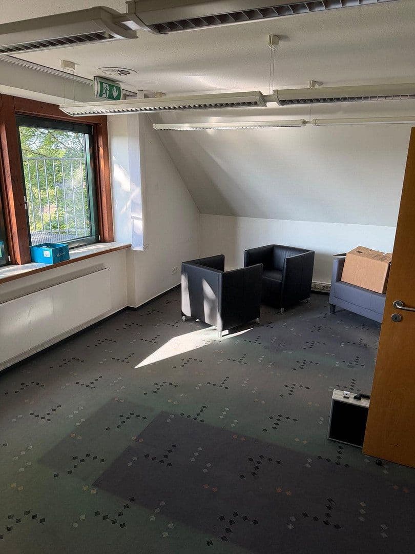Pronájem kanceláře 188 m², Hauptstraße 66, Jesteburg, Dolní Sasko Pronájem kanceláře 188 m², Hauptstraße 66, Jesteburg, Dolní Sasko