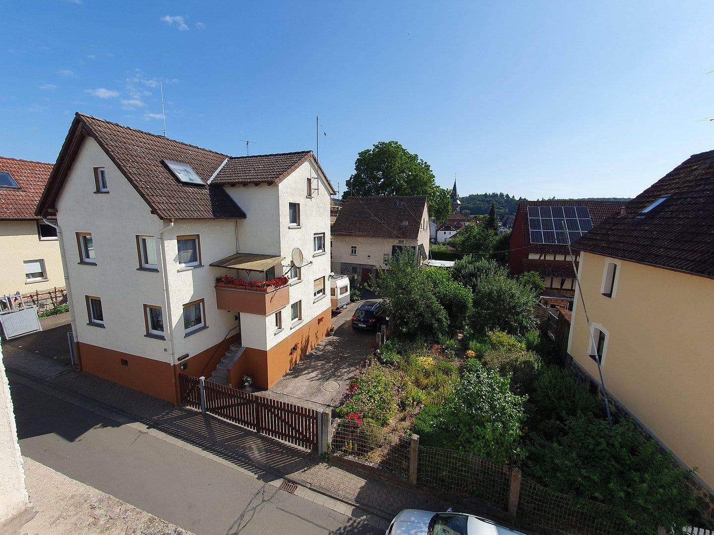 Prodej domu 120 m², pozemek 793 m², Buseck, Hessen Prodej domu 120 m², pozemek 793 m², Buseck, Hessen