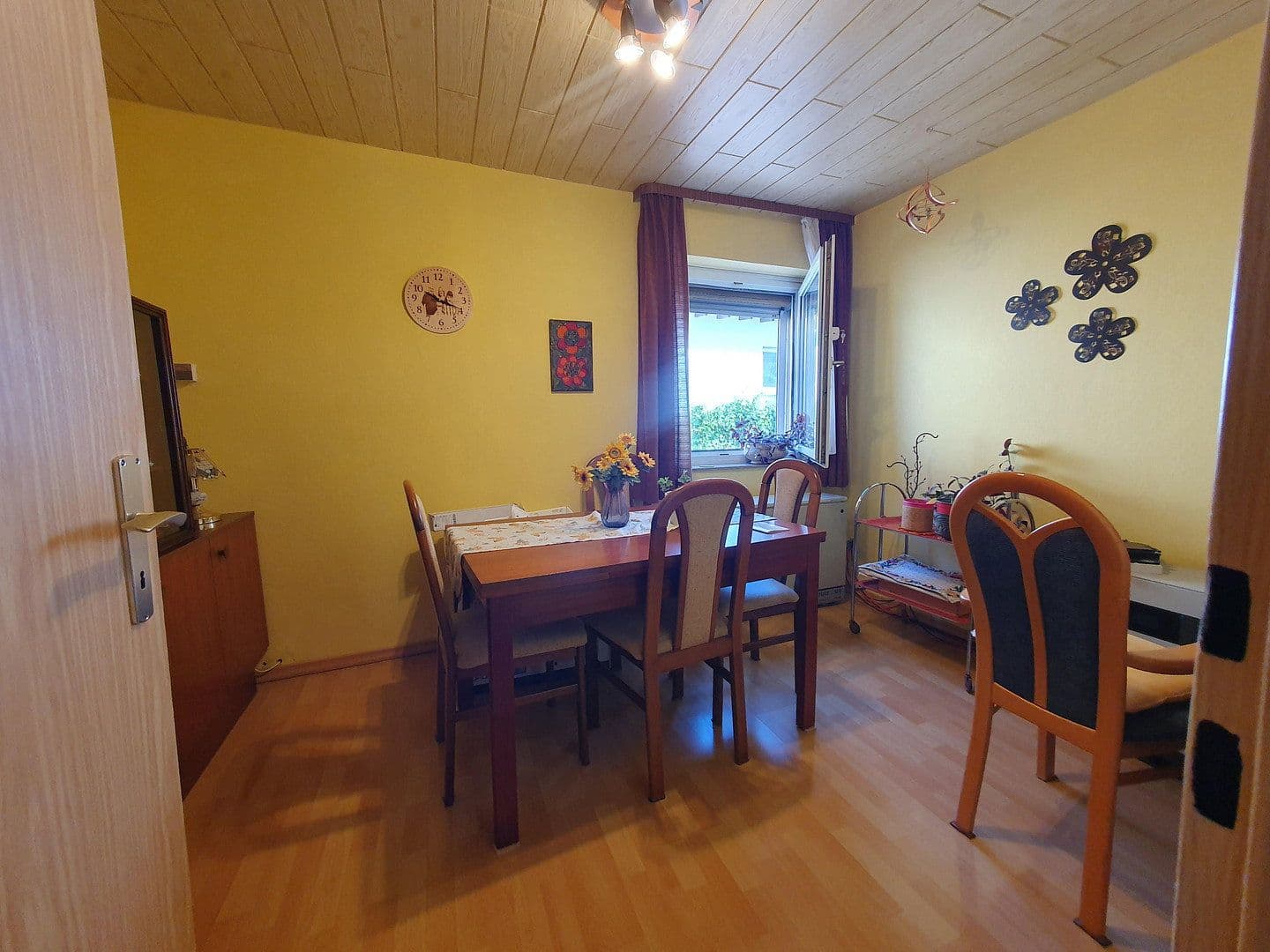 Prodej domu 120 m², pozemek 793 m², Buseck, Hessen Prodej domu 120 m², pozemek 793 m², Buseck, Hessen
