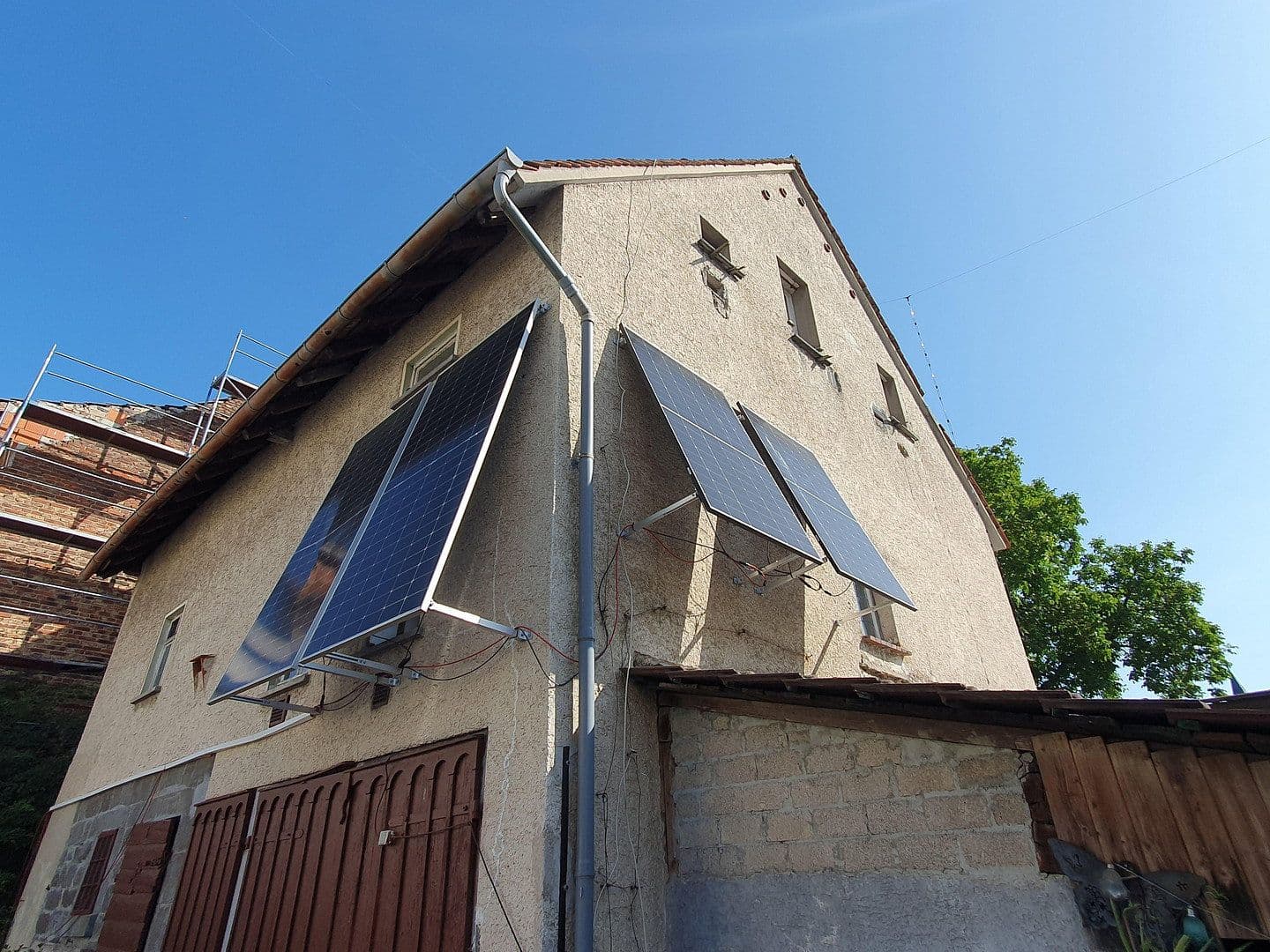 Prodej domu 120 m², pozemek 793 m², Buseck, Hessen Prodej domu 120 m², pozemek 793 m², Buseck, Hessen