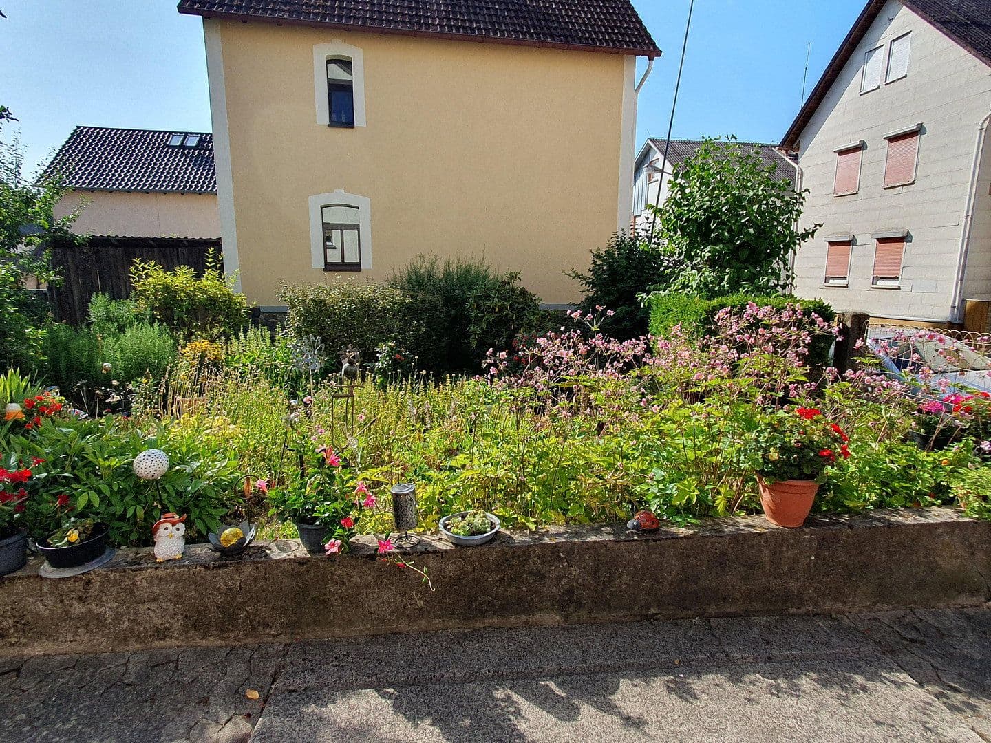 Prodej domu 120 m², pozemek 793 m², Buseck, Hessen Prodej domu 120 m², pozemek 793 m², Buseck, Hessen