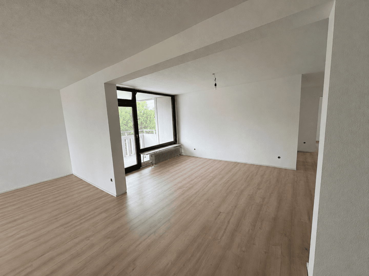 Pronájem bytu 3+kk 114 m², Bietigheim-Bissingen, Bádensko-Württembersko Pronájem bytu 3+kk 114 m², Bietigheim-Bissingen, Bádensko-Württembersko