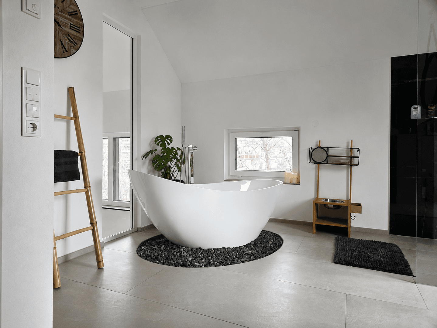 Prodej domu 138 m², pozemek 550 m², Niedereschach, Bádensko-Württembersko Prodej domu 138 m², pozemek 550 m², Niedereschach, Bádensko-Württembersko