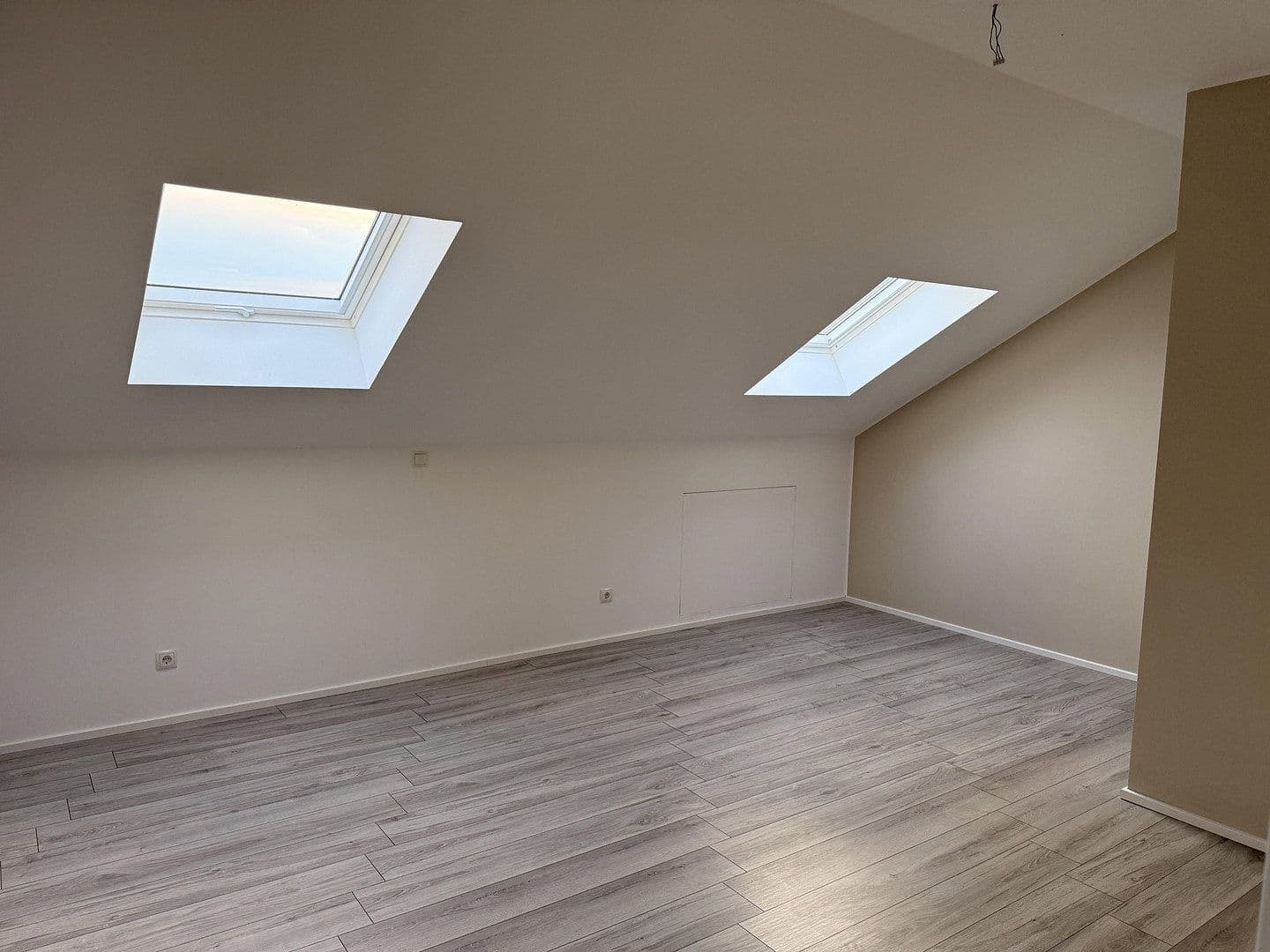 Pronájem bytu 2+1 73 m², Hümmerich, Porýní-Falc Pronájem bytu 2+1 73 m², Hümmerich, Porýní-Falc
