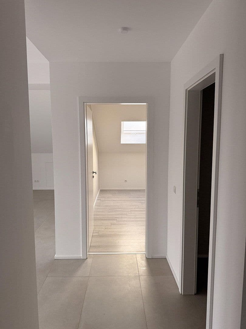 Pronájem bytu 2+1 73 m², Hümmerich, Porýní-Falc Pronájem bytu 2+1 73 m², Hümmerich, Porýní-Falc