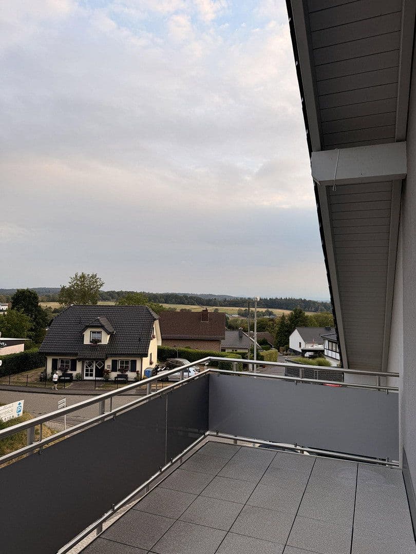 Pronájem bytu 2+1 73 m², Hümmerich, Porýní-Falc Pronájem bytu 2+1 73 m², Hümmerich, Porýní-Falc