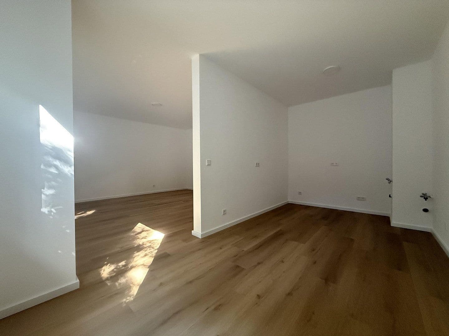 Prodej bytu 2+1 70 m², Kantstraße 44, Kaiserslautern, Porýní-Falc Prodej bytu 2+1 70 m², Kantstraße 44, Kaiserslautern, Porýní-Falc