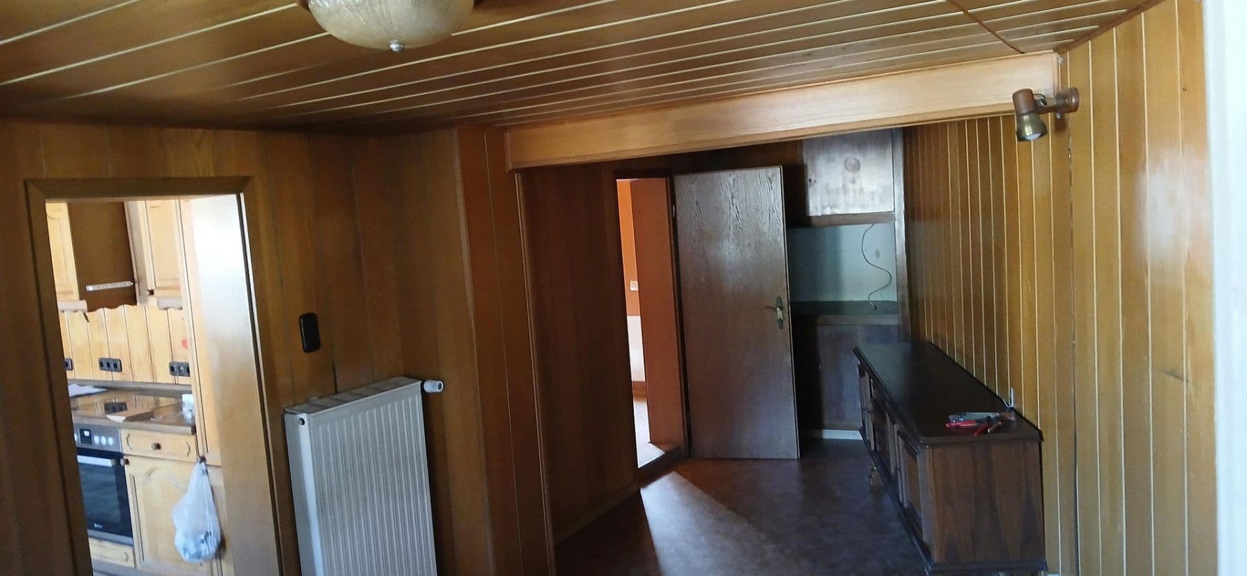 Prodej domu 220 m², pozemek 180 m², Kobachstrasse 60, Idar-Oberstein, Porýní-Falc Prodej domu 220 m², pozemek 180 m², Kobachstrasse 60, Idar-Oberstein, Porýní-Falc