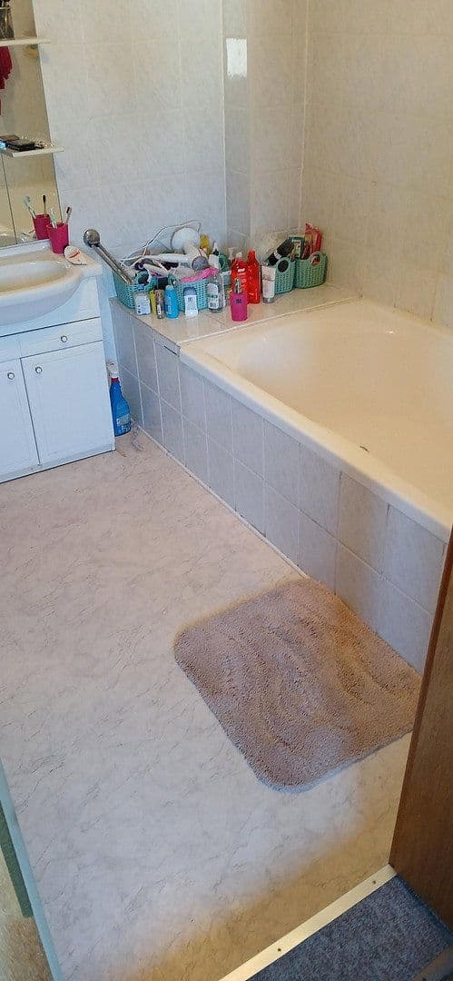 Prodej domu 220 m², pozemek 180 m², Kobachstrasse 60, Idar-Oberstein, Porýní-Falc Prodej domu 220 m², pozemek 180 m², Kobachstrasse 60, Idar-Oberstein, Porýní-Falc