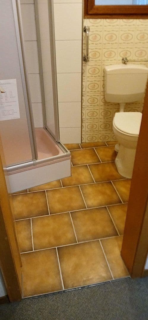 Prodej domu 220 m², pozemek 180 m², Kobachstrasse 60, Idar-Oberstein, Porýní-Falc Prodej domu 220 m², pozemek 180 m², Kobachstrasse 60, Idar-Oberstein, Porýní-Falc