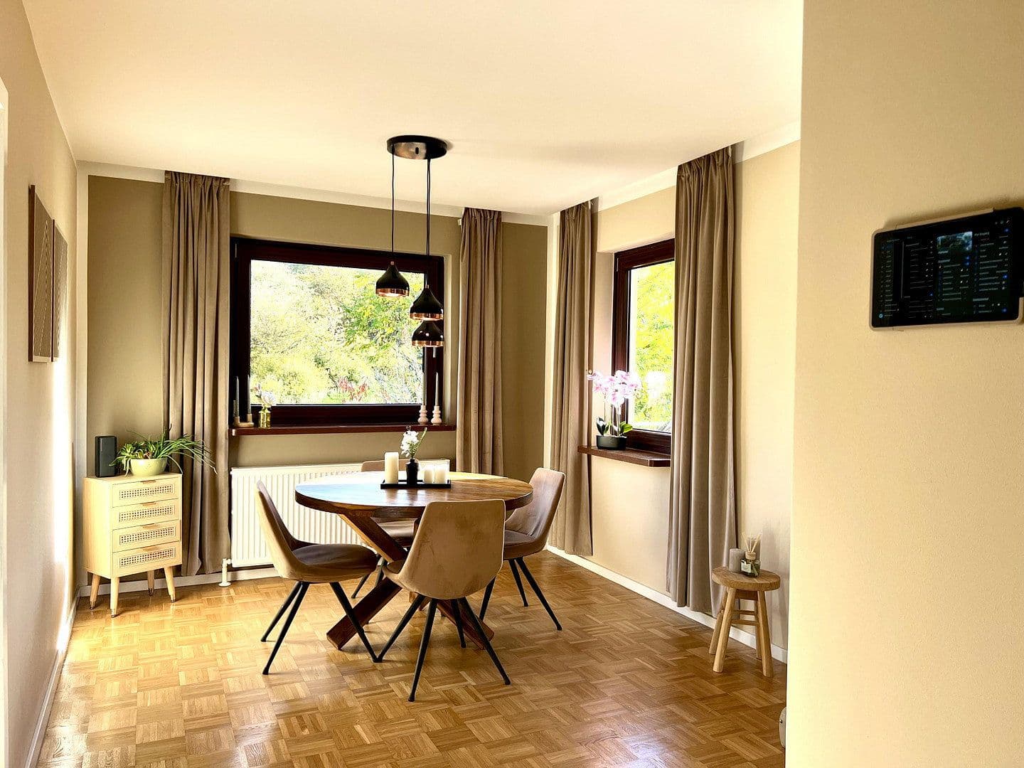 Prodej domu 168 m², pozemek 1.007 m², Taunusstr. 43, Langgöns, Hessen Prodej domu 168 m², pozemek 1.007 m², Taunusstr. 43, Langgöns, Hessen