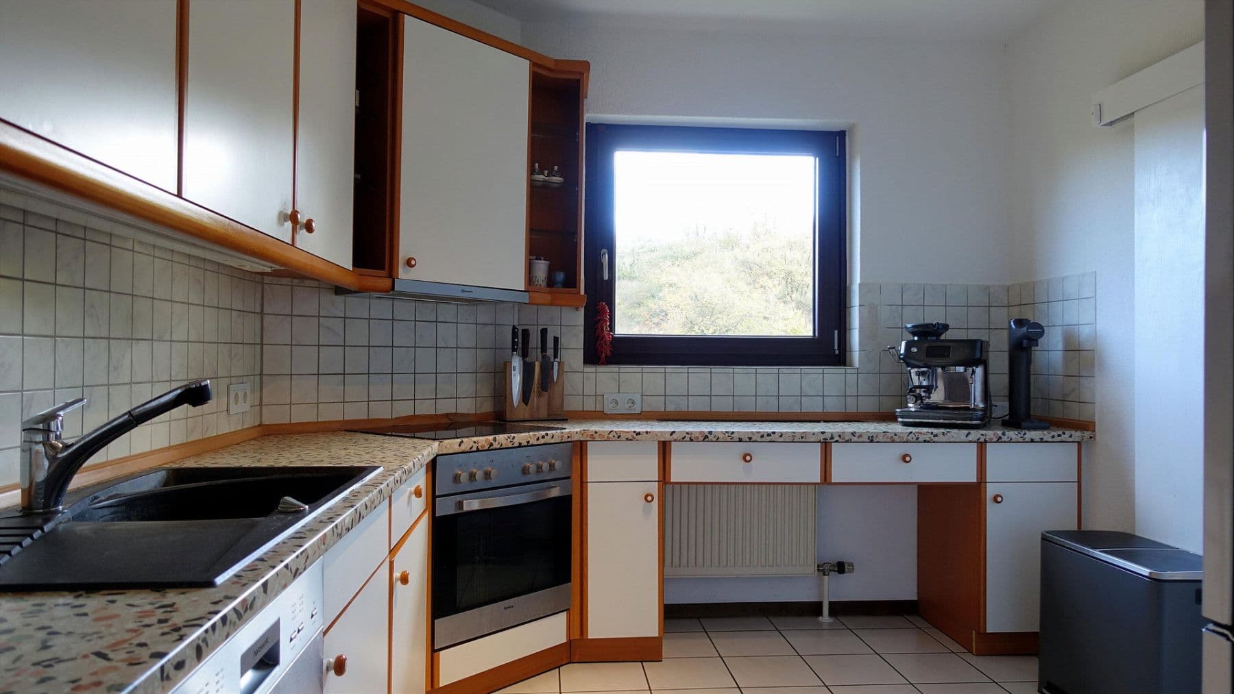 Prodej domu 168 m², pozemek 1.007 m², Taunusstr. 43, Langgöns, Hessen Prodej domu 168 m², pozemek 1.007 m², Taunusstr. 43, Langgöns, Hessen