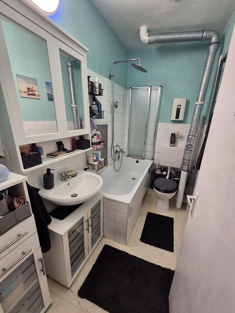 Prodej bytu 4+1 75 m², Meller Bogen 9, Berlin, Berlín Prodej bytu 4+1 75 m², Meller Bogen 9, Berlin, Berlín