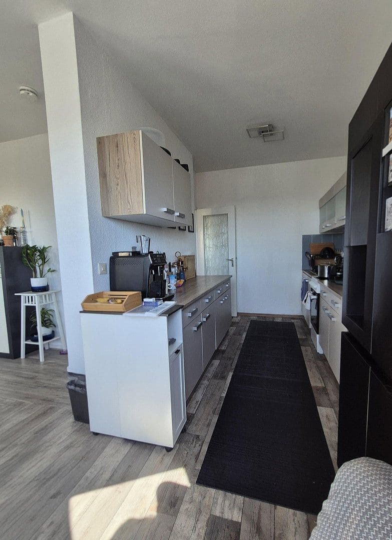 Prodej bytu 4+1 75 m², Meller Bogen 9, Berlin, Berlín Prodej bytu 4+1 75 m², Meller Bogen 9, Berlin, Berlín