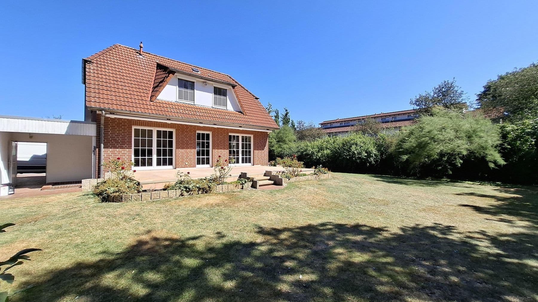 Prodej domu 121 m², pozemek 624 m², Hannover, Dolní Sasko Prodej domu 121 m², pozemek 624 m², Hannover, Dolní Sasko