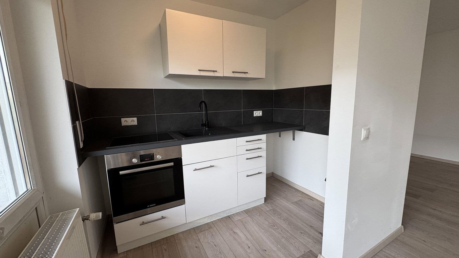 Pronájem bytu 1+1 44 m², Nansenstrasse 11, Wiesbaden-Biebrich, Hessen Pronájem bytu 1+1 44 m², Nansenstrasse 11, Wiesbaden-Biebrich, Hessen