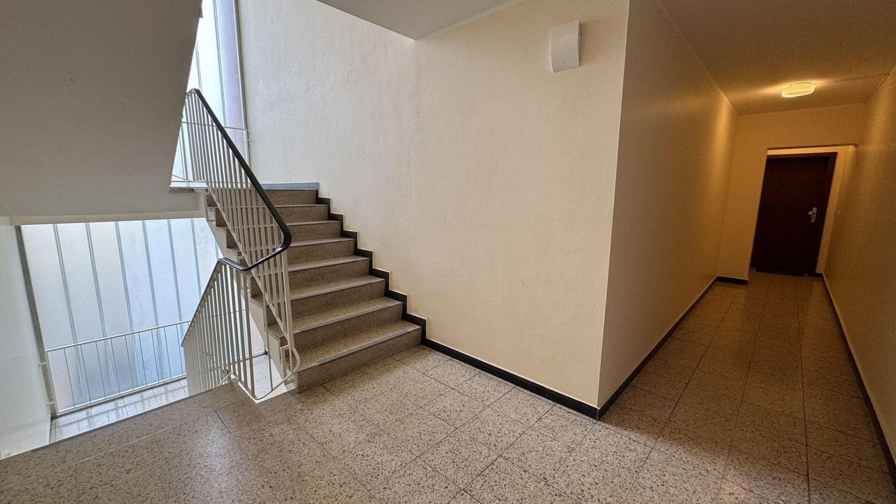 Pronájem bytu 1+1 44 m², Nansenstrasse 11, Wiesbaden-Biebrich, Hessen Pronájem bytu 1+1 44 m², Nansenstrasse 11, Wiesbaden-Biebrich, Hessen