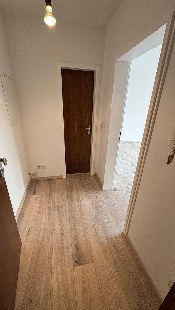 Pronájem bytu 1+1 44 m², Nansenstrasse 11, Wiesbaden-Biebrich, Hessen Pronájem bytu 1+1 44 m², Nansenstrasse 11, Wiesbaden-Biebrich, Hessen