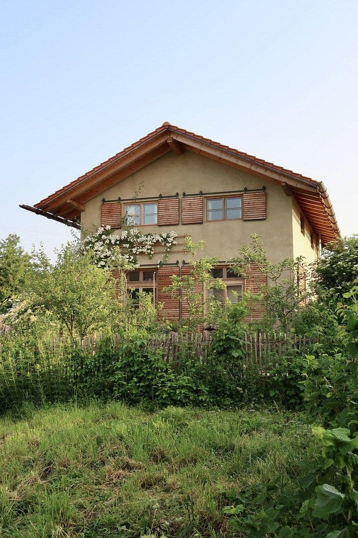 Prodej domu 143 m², pozemek 397 m², Stephanskirchen, Bavorsko Prodej domu 143 m², pozemek 397 m², Stephanskirchen, Bavorsko