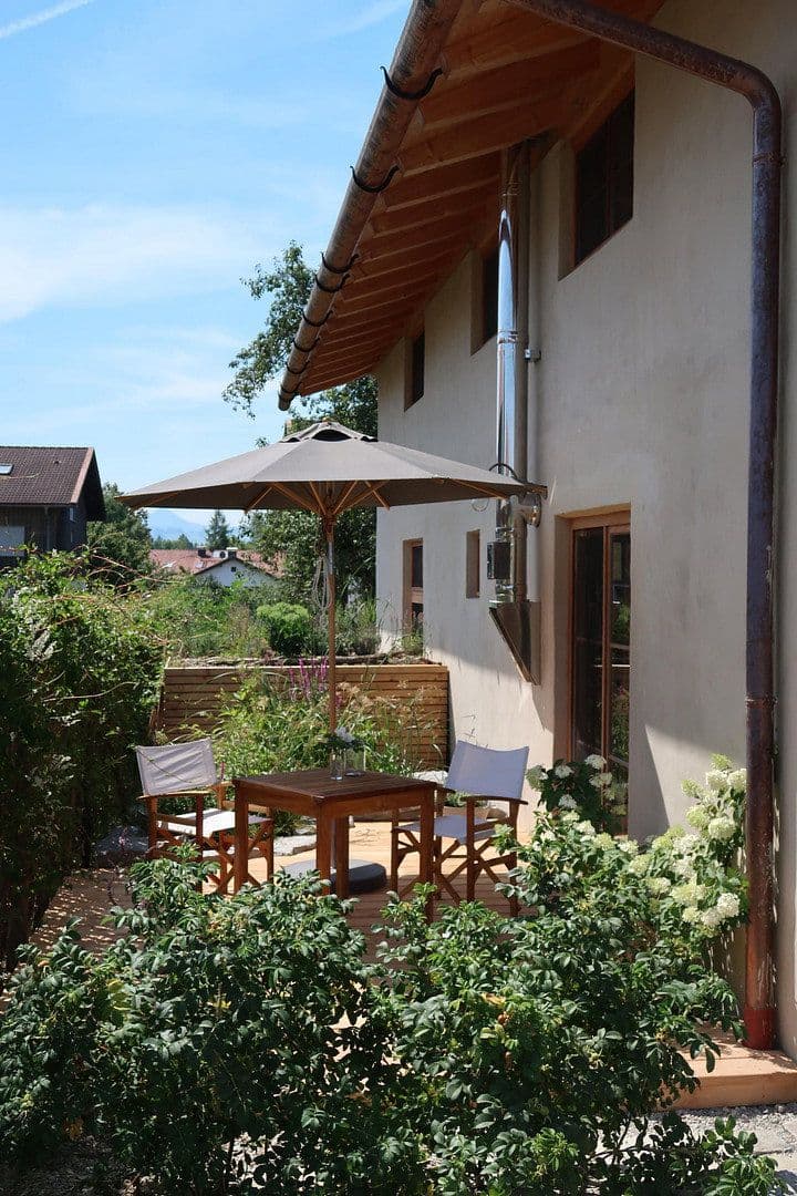 Prodej domu 143 m², pozemek 397 m², Stephanskirchen, Bavorsko Prodej domu 143 m², pozemek 397 m², Stephanskirchen, Bavorsko
