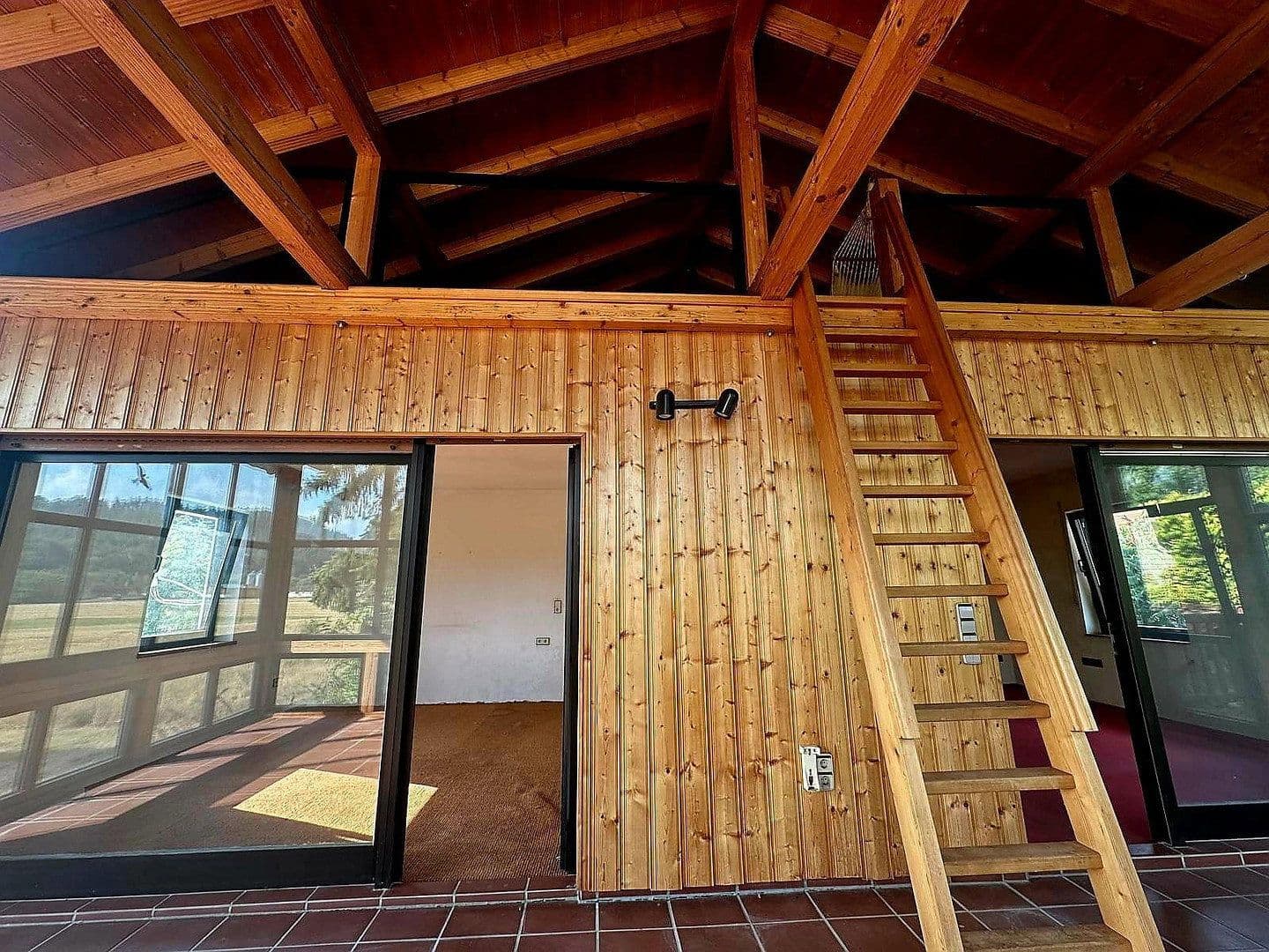 Prodej domu 244 m², pozemek 816 m², Allee 18, Neustadt bei Coburg, Bavorsko Prodej domu 244 m², pozemek 816 m², Allee 18, Neustadt bei Coburg, Bavorsko