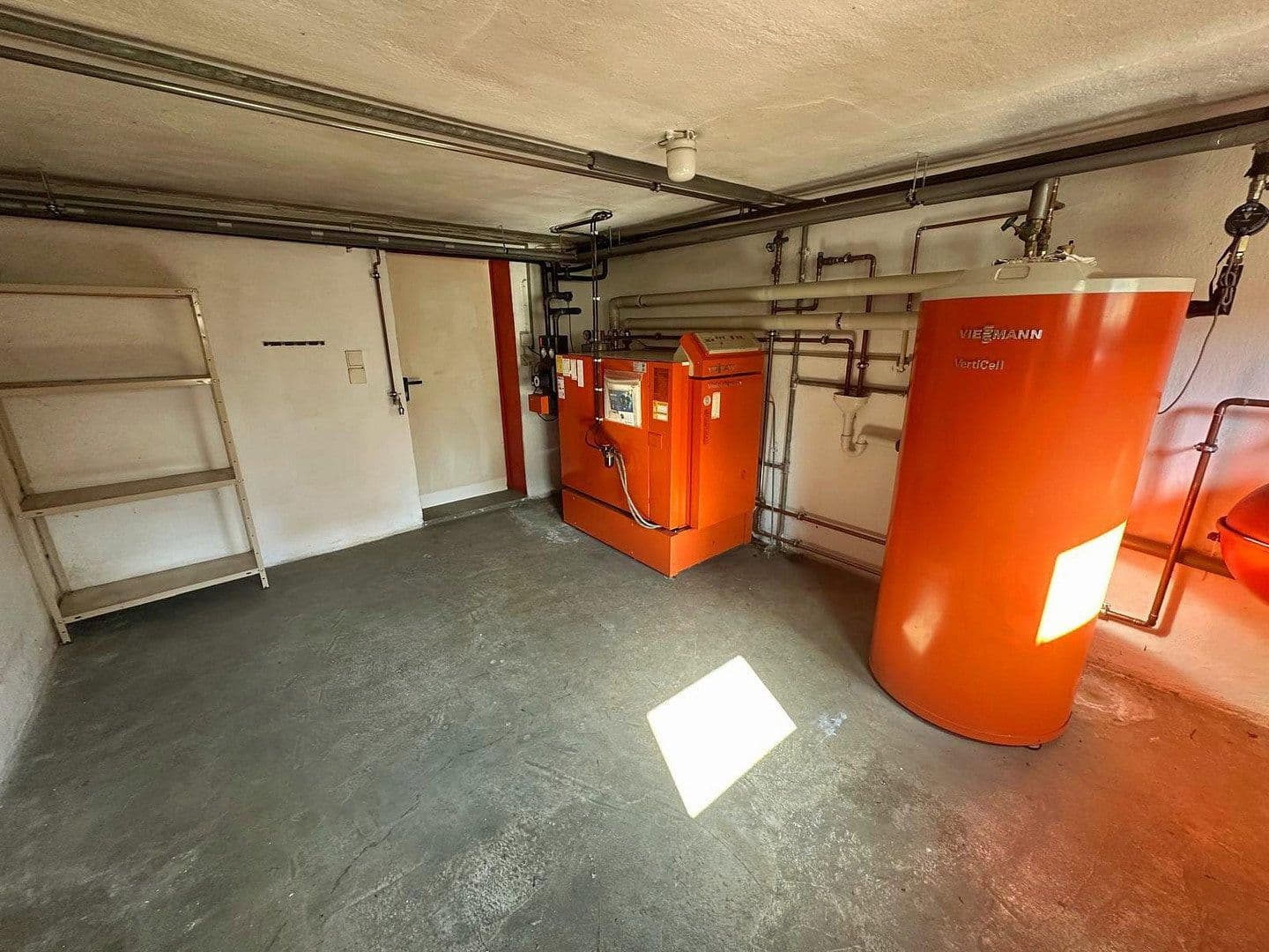 Prodej domu 244 m², pozemek 816 m², Allee 18, Neustadt bei Coburg, Bavorsko Prodej domu 244 m², pozemek 816 m², Allee 18, Neustadt bei Coburg, Bavorsko
