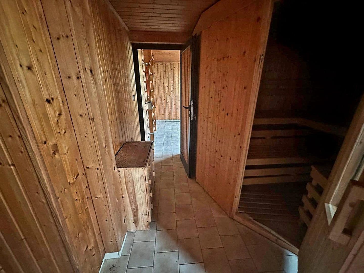 Prodej domu 244 m², pozemek 816 m², Allee 18, Neustadt bei Coburg, Bavorsko Prodej domu 244 m², pozemek 816 m², Allee 18, Neustadt bei Coburg, Bavorsko