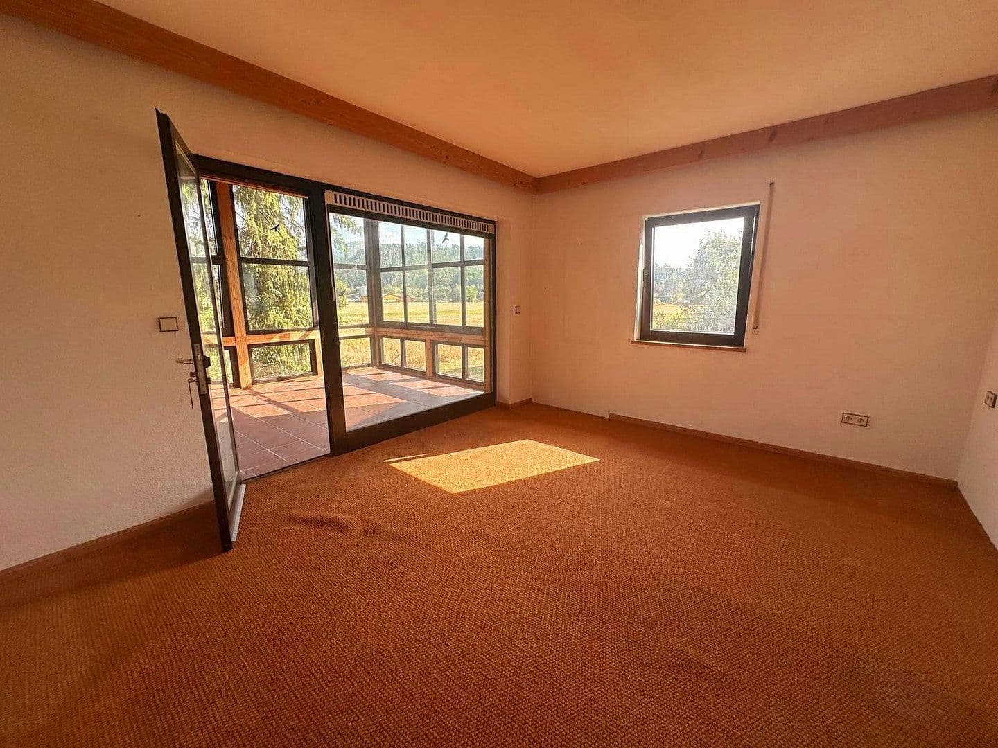 Prodej domu 244 m², pozemek 816 m², Allee 18, Neustadt bei Coburg, Bavorsko Prodej domu 244 m², pozemek 816 m², Allee 18, Neustadt bei Coburg, Bavorsko