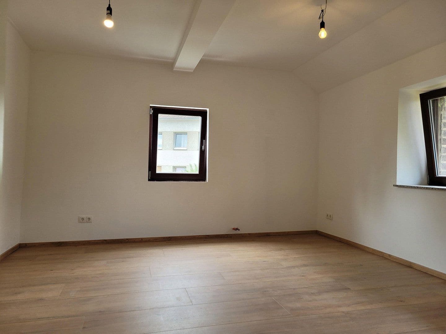 Pronájem bytu 3+1 90 m², Alfter, Severní Porýní-Vestfálsko Pronájem bytu 3+1 90 m², Alfter, Severní Porýní-Vestfálsko