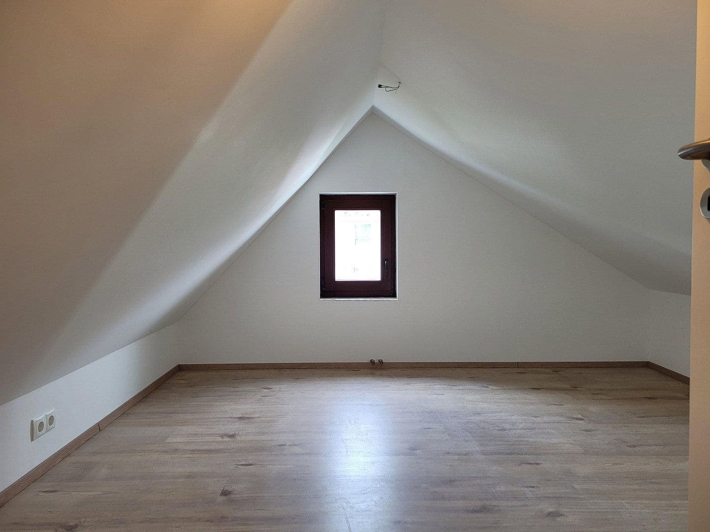Pronájem bytu 3+1 90 m², Alfter, Severní Porýní-Vestfálsko Pronájem bytu 3+1 90 m², Alfter, Severní Porýní-Vestfálsko