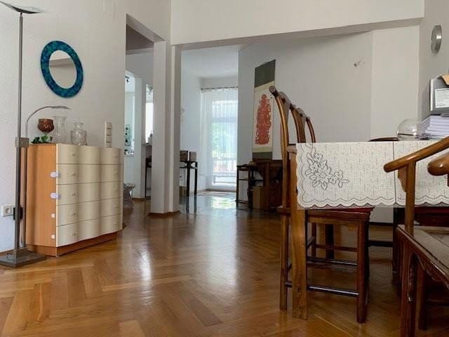 Prodej bytu 4+1 120 m², Karlsruhe, Bádensko-Württembersko Prodej bytu 4+1 120 m², Karlsruhe, Bádensko-Württembersko