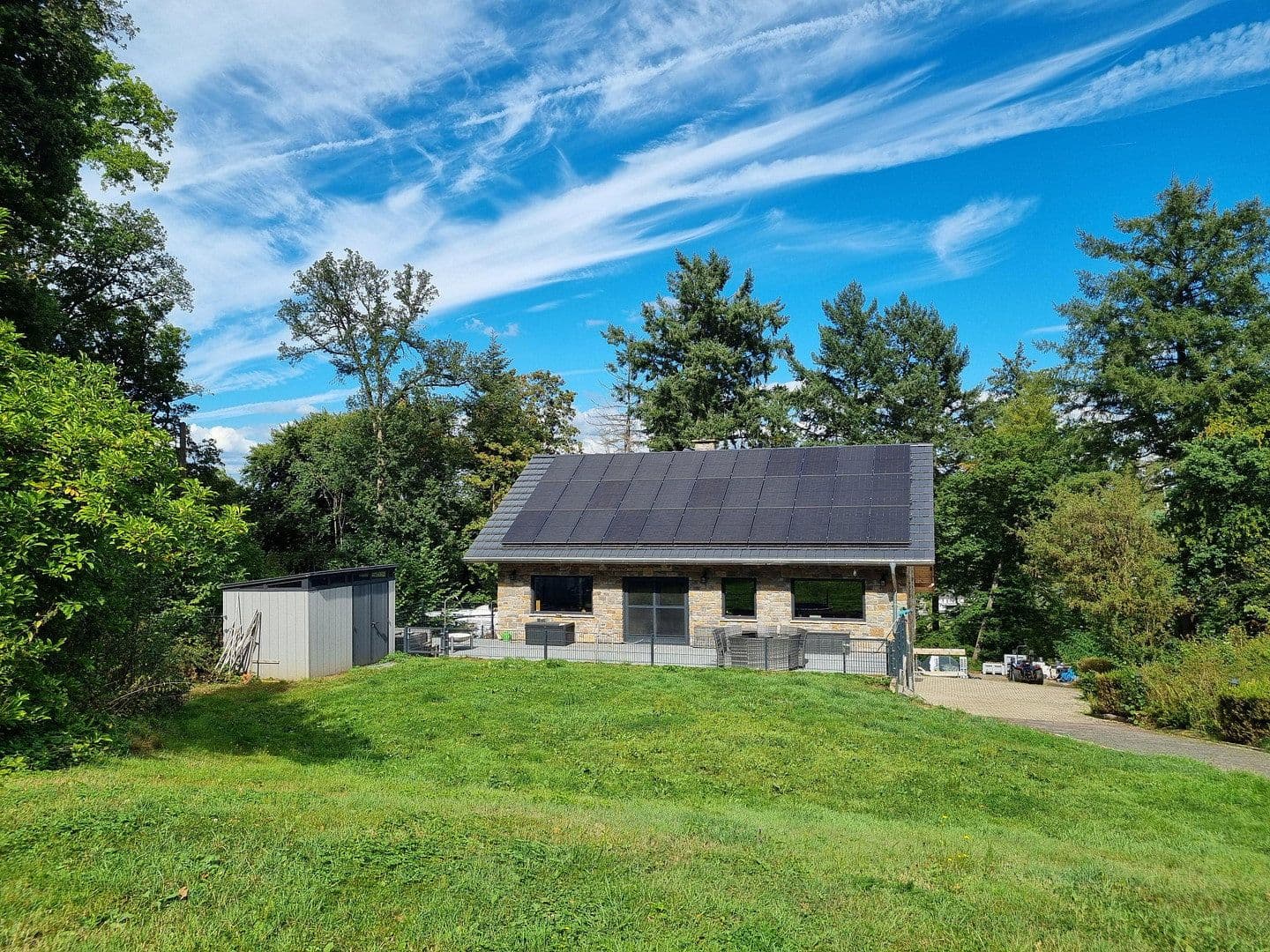 Prodej domu 300 m², pozemek 2.764 m², Altenkirchen (Westerwald), Porýní-Falc Prodej domu 300 m², pozemek 2.764 m², Altenkirchen (Westerwald), Porýní-Falc