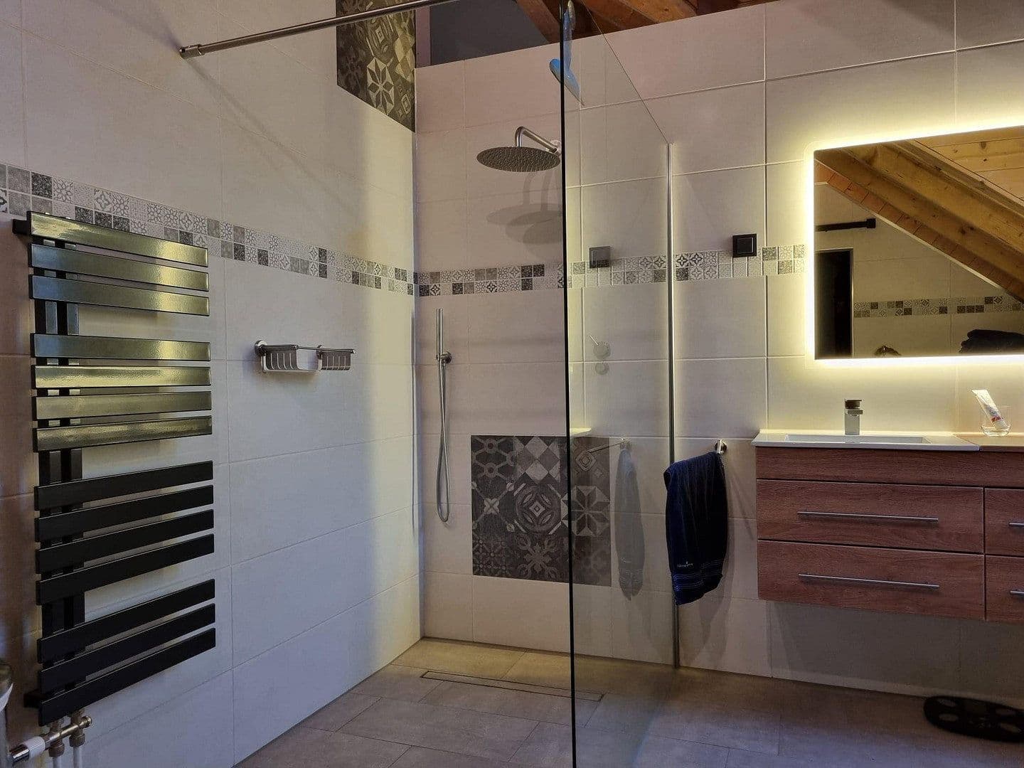 Prodej domu 300 m², pozemek 2.764 m², Altenkirchen (Westerwald), Porýní-Falc Prodej domu 300 m², pozemek 2.764 m², Altenkirchen (Westerwald), Porýní-Falc