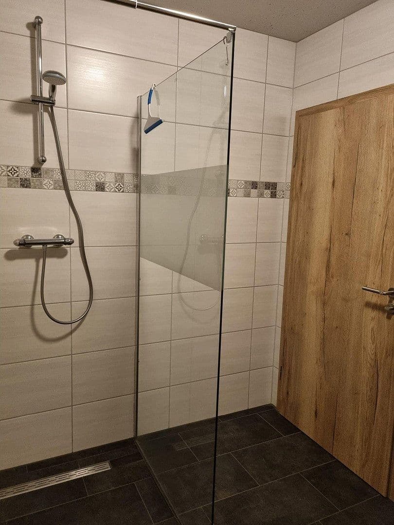 Prodej domu 300 m², pozemek 2.764 m², Altenkirchen (Westerwald), Porýní-Falc Prodej domu 300 m², pozemek 2.764 m², Altenkirchen (Westerwald), Porýní-Falc