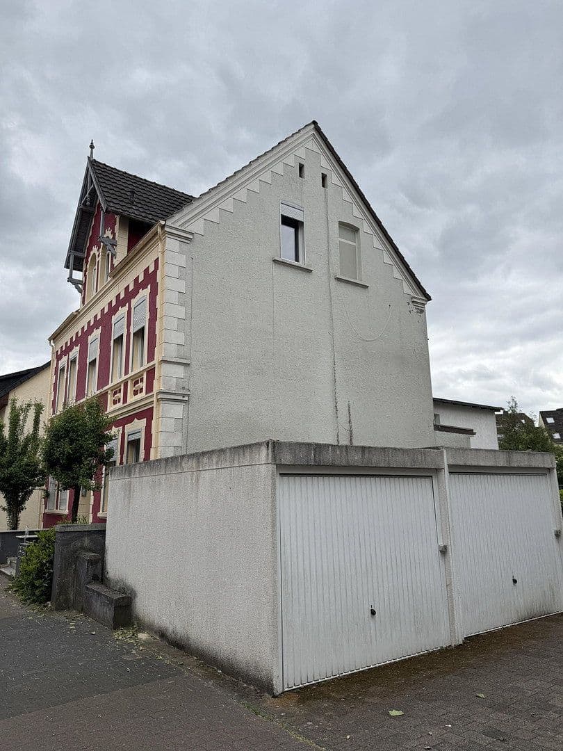 Prodej domu 365 m², pozemek 392 m², Waldstraße.6, Bad Lippspringe, Severní Porýní-Vestfálsko Prodej domu 365 m², pozemek 392 m², Waldstraße.6, Bad Lippspringe, Severní Porýní-Vestfálsko