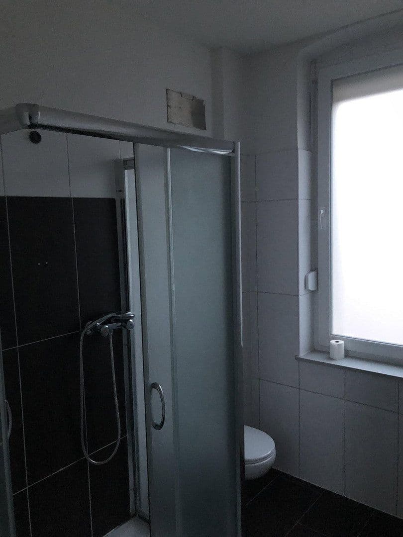 Prodej domu 365 m², pozemek 392 m², Waldstraße.6, Bad Lippspringe, Severní Porýní-Vestfálsko Prodej domu 365 m², pozemek 392 m², Waldstraße.6, Bad Lippspringe, Severní Porýní-Vestfálsko