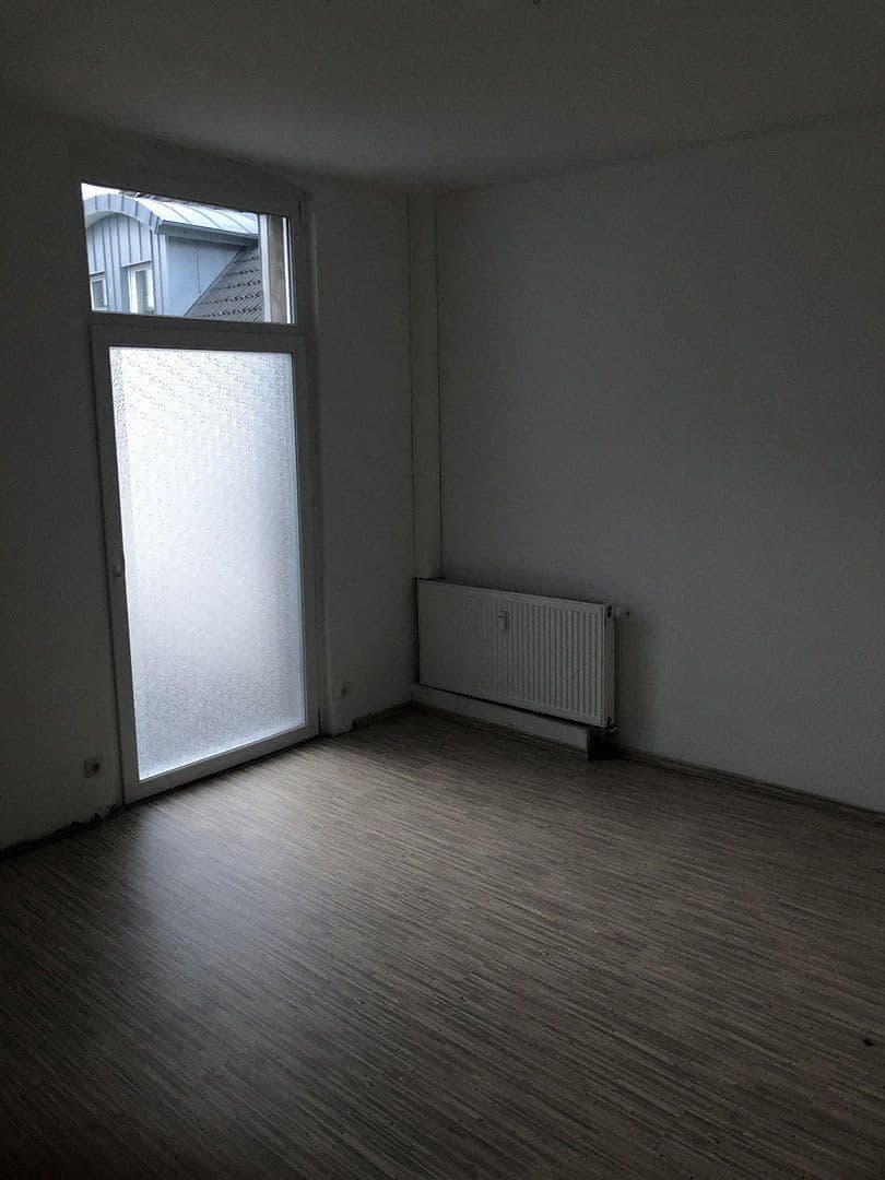 Prodej domu 365 m², pozemek 392 m², Waldstraße.6, Bad Lippspringe, Severní Porýní-Vestfálsko Prodej domu 365 m², pozemek 392 m², Waldstraße.6, Bad Lippspringe, Severní Porýní-Vestfálsko