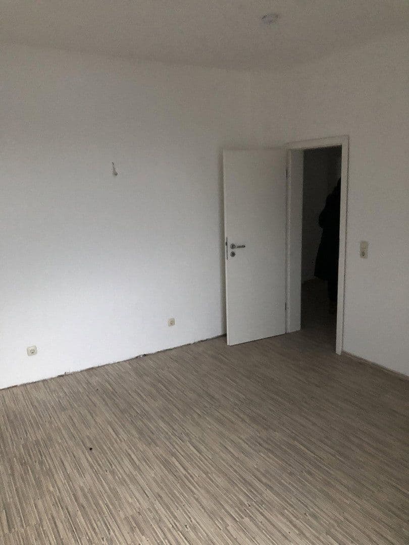 Prodej domu 365 m², pozemek 392 m², Waldstraße.6, Bad Lippspringe, Severní Porýní-Vestfálsko Prodej domu 365 m², pozemek 392 m², Waldstraße.6, Bad Lippspringe, Severní Porýní-Vestfálsko