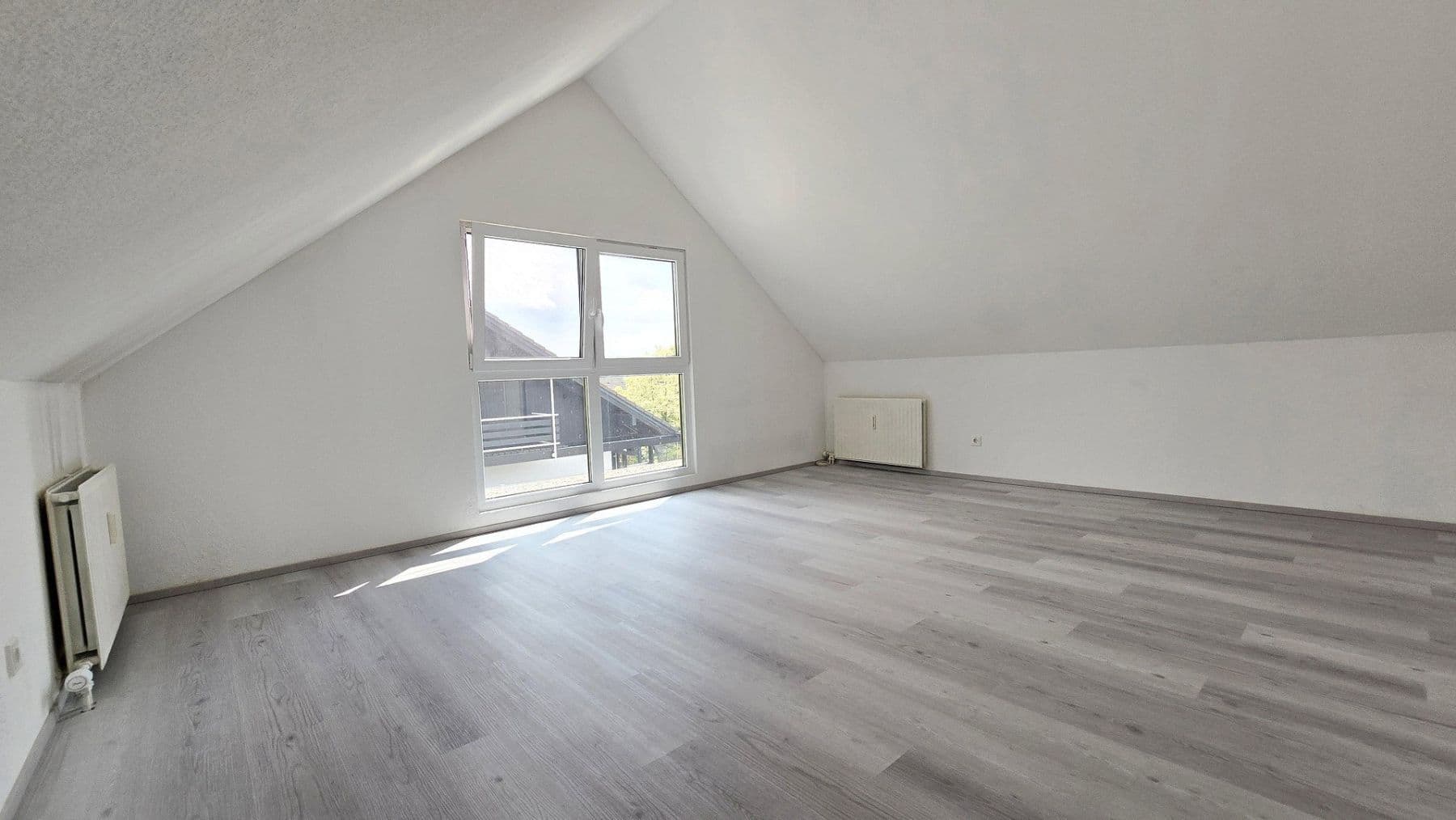 Prodej domu 220 m², pozemek 429 m², Meckenheim, Severní Porýní-Vestfálsko Prodej domu 220 m², pozemek 429 m², Meckenheim, Severní Porýní-Vestfálsko