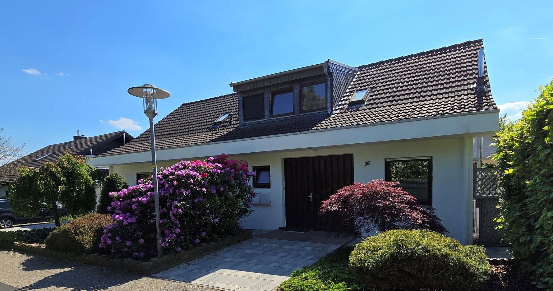 Prodej domu 220 m², pozemek 429 m², Meckenheim, Severní Porýní-Vestfálsko Prodej domu 220 m², pozemek 429 m², Meckenheim, Severní Porýní-Vestfálsko