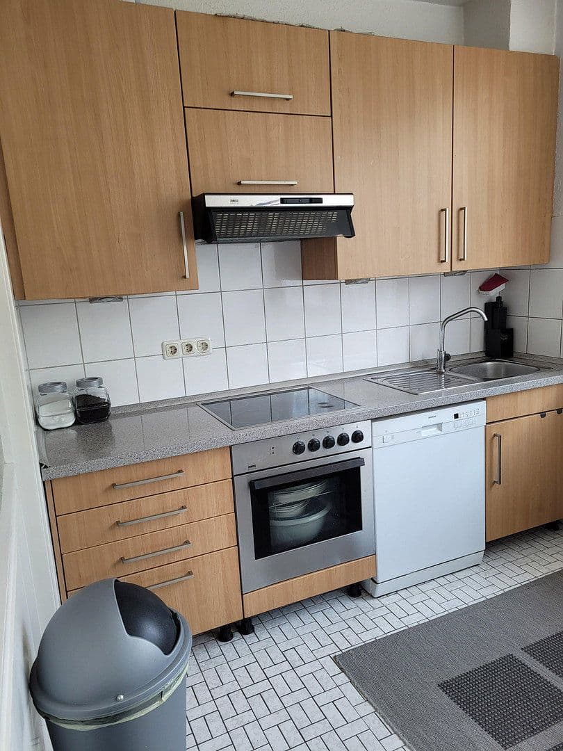 Pronájem bytu 4+1 121 m², Hauptstraße 44, Buxtehude, Dolní Sasko Pronájem bytu 4+1 121 m², Hauptstraße 44, Buxtehude, Dolní Sasko