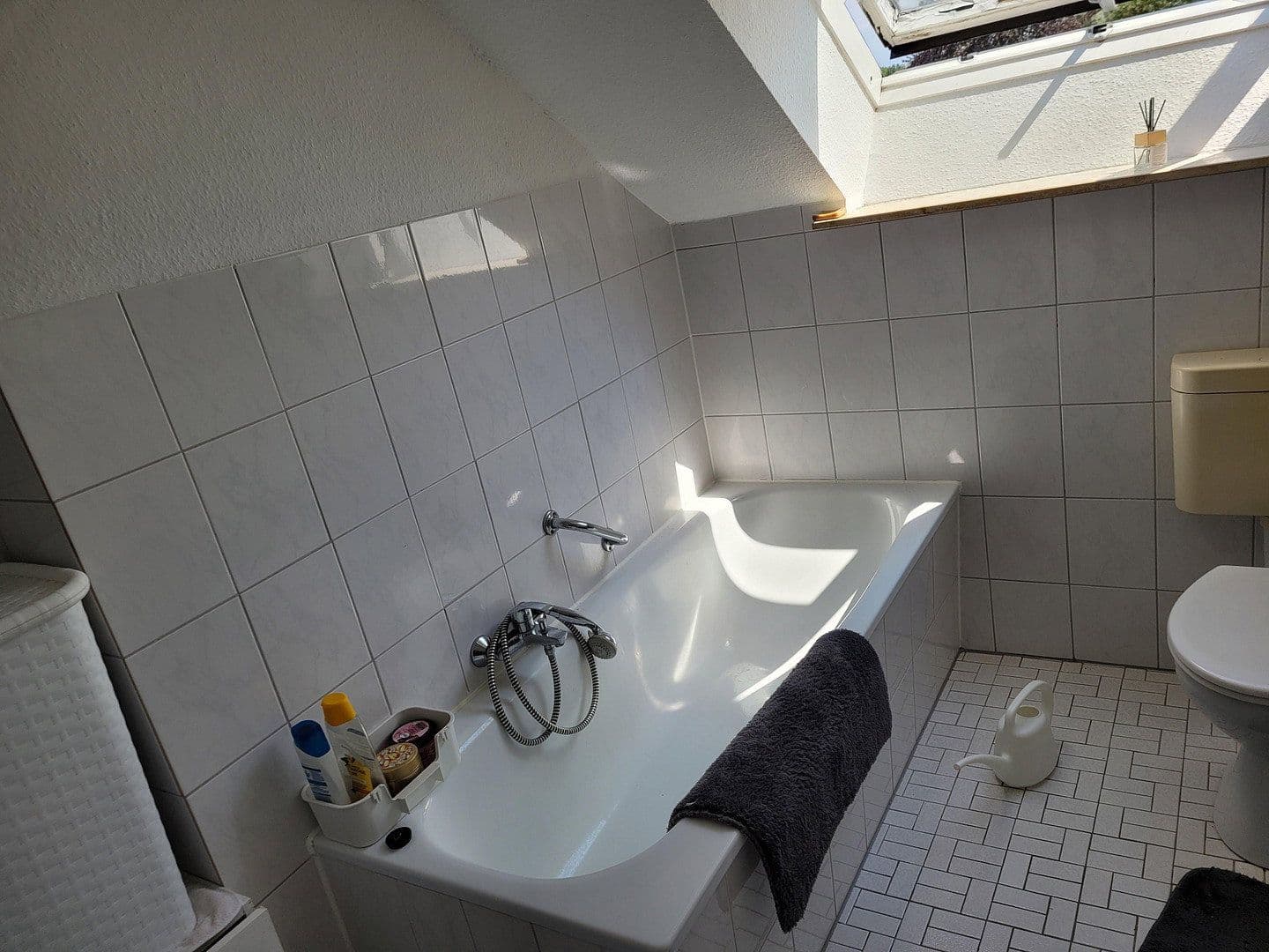 Pronájem bytu 4+1 121 m², Hauptstraße 44, Buxtehude, Dolní Sasko Pronájem bytu 4+1 121 m², Hauptstraße 44, Buxtehude, Dolní Sasko