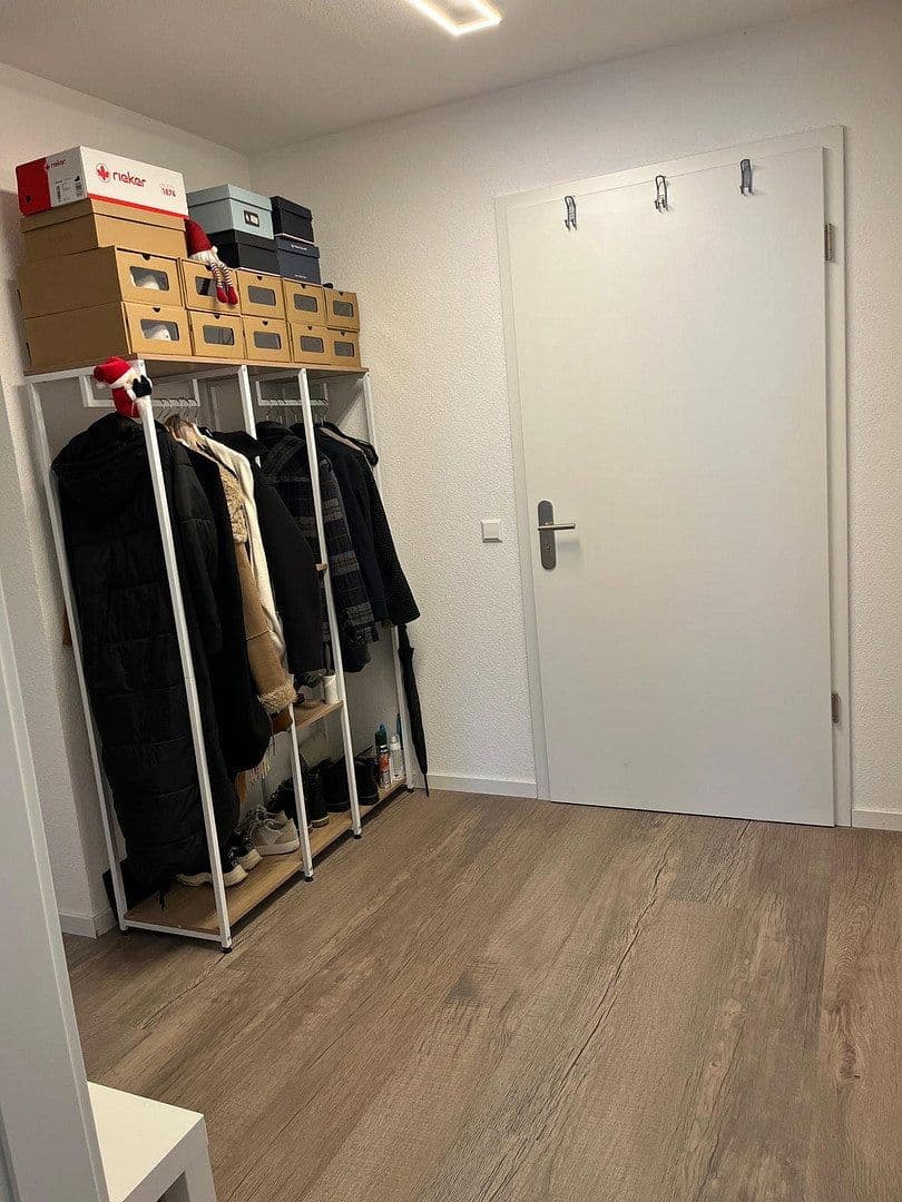 Pronájem bytu 3+1 89 m², Schopfheimerstr. 20, Lörrach, Bádensko-Württembersko Pronájem bytu 3+1 89 m², Schopfheimerstr. 20, Lörrach, Bádensko-Württembersko